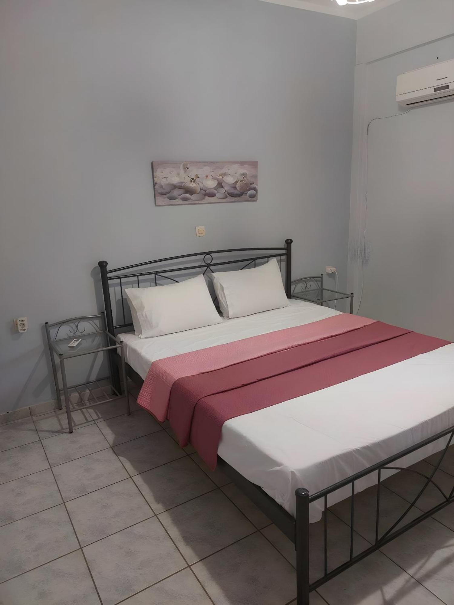 Rafaela's House * Skiathos Town